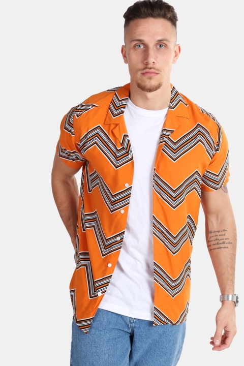 Redefined Rebel Jonathan Koszule Trend Hawaiian Sunset