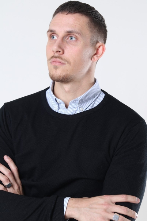 Clean Cut Copenhagen Merino Wool Crew Dzianina Black