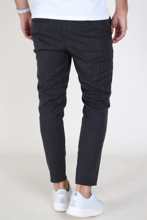 Solid Slim Truc Pinstripe Spodnie Dark Grey Melange
