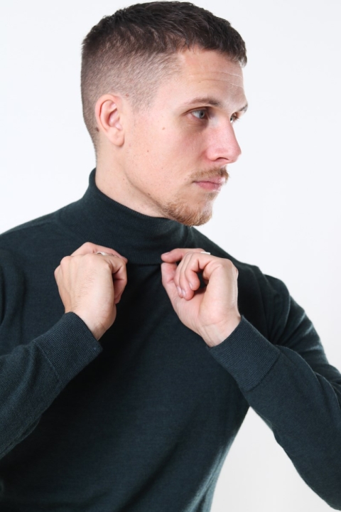 Clean Cut Copenhagen Merino Wool Roll Dzianina Bottle Green