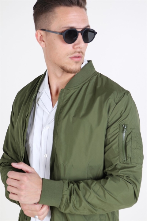 Urban Classics  Light Bomber Kurtki Olive