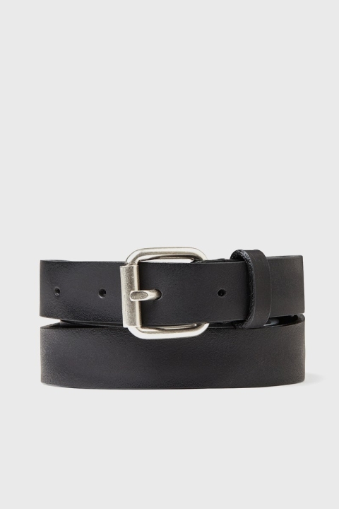 Saddler Lucien Pasek Black