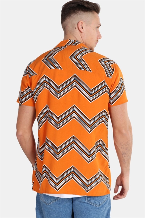 Redefined Rebel Jonathan Koszule Trend Hawaiian Sunset